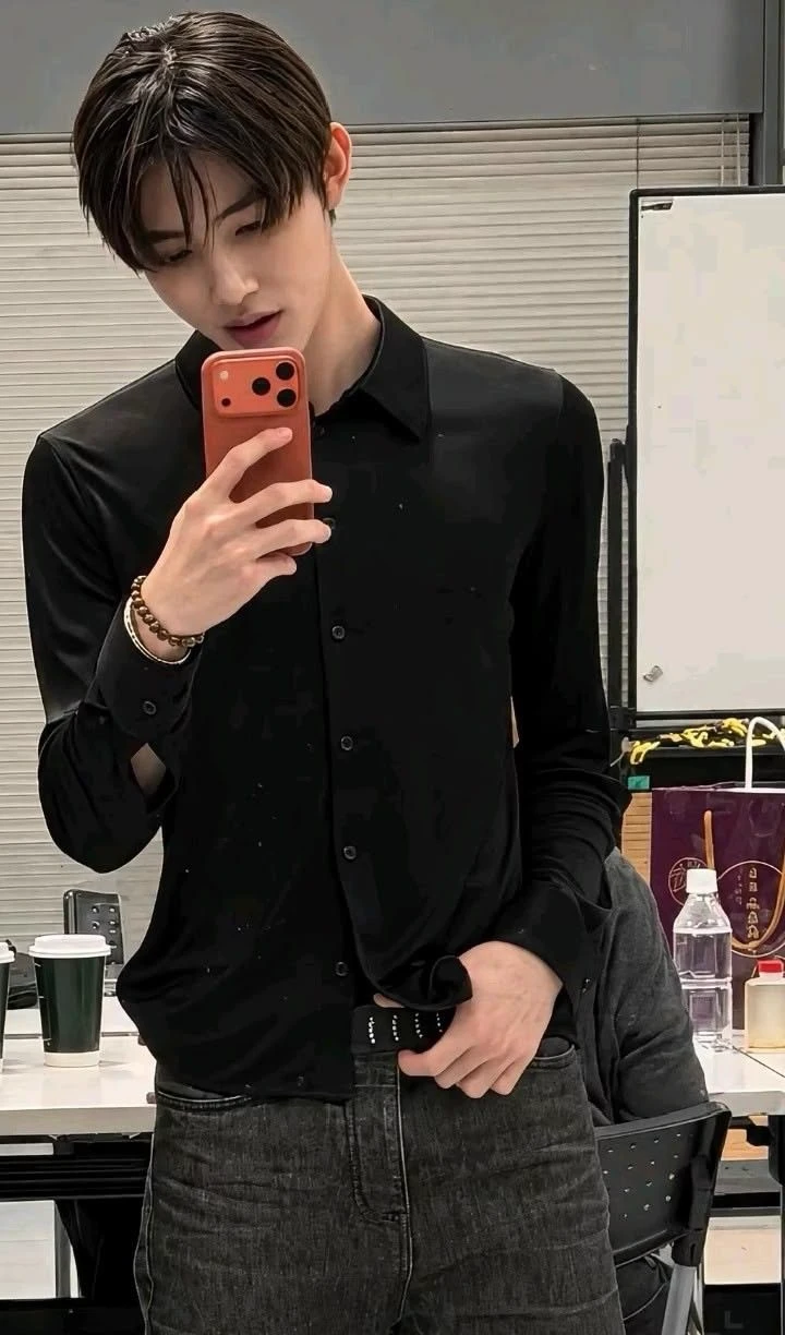 seonghyeon  thumbnail