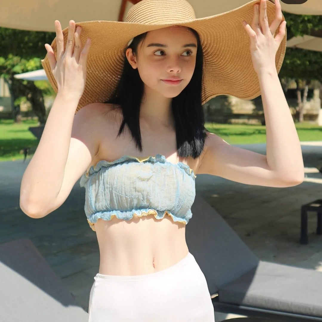 Dr. Abelina Dini Fitria thumbnail