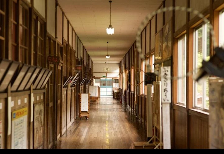 1960 Japanese school. thumbnail