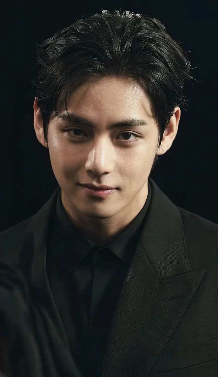Kim Taehyung thumbnail