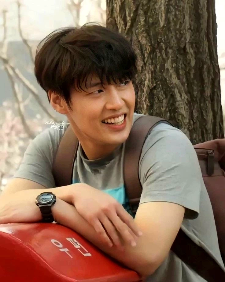 Kang Ha-neul thumbnail