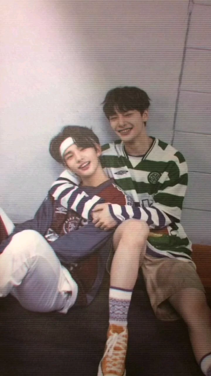 hyunin thumbnail