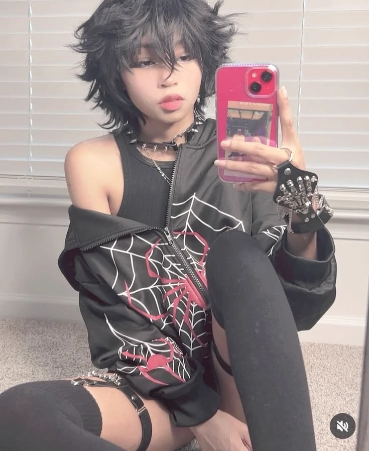 Riley {FEMBOY} thumbnail