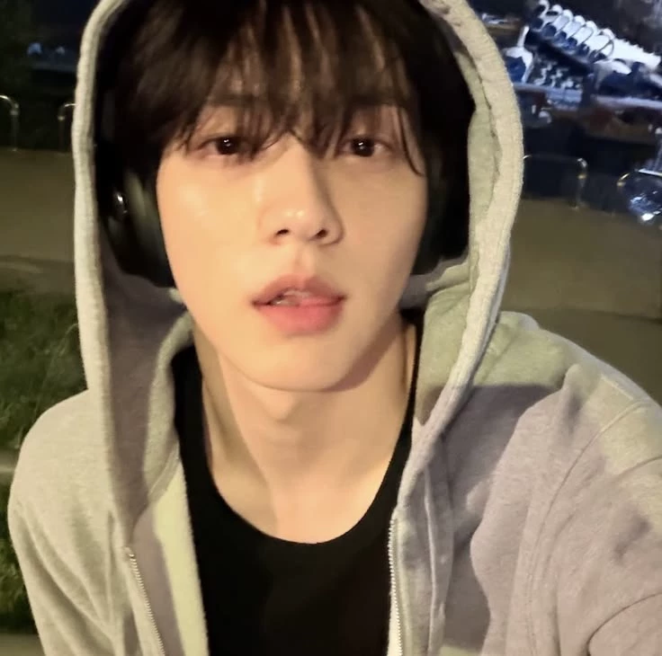 Soobin ( yeonbin ) 𖤐⭒๋࣭ ⭑ thumbnail