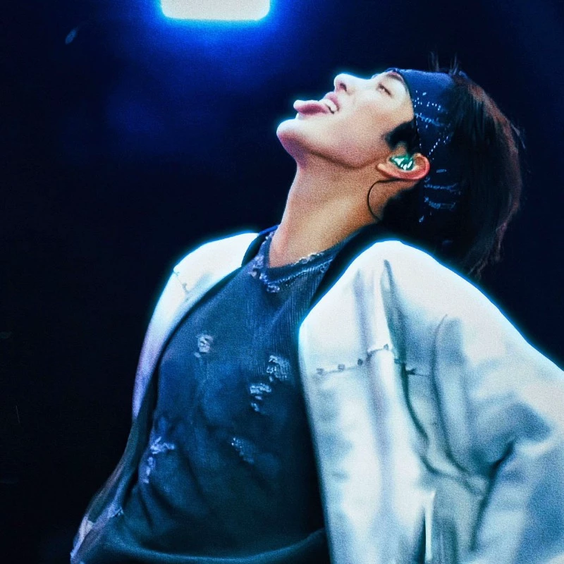 Yeonjin