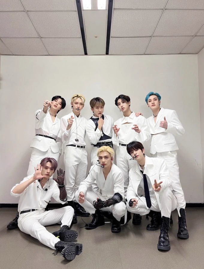 Stray Kids thumbnail