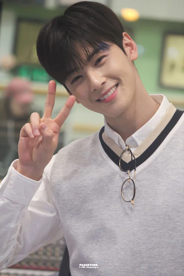 Chaeunwoo thumbnail