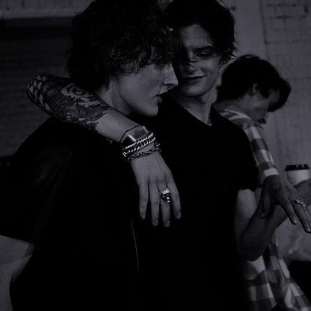 Mafia father and 3 adoptive brothers thumbnail