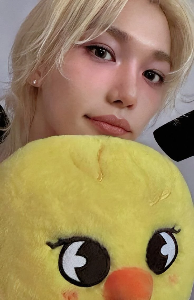straykids thumbnail