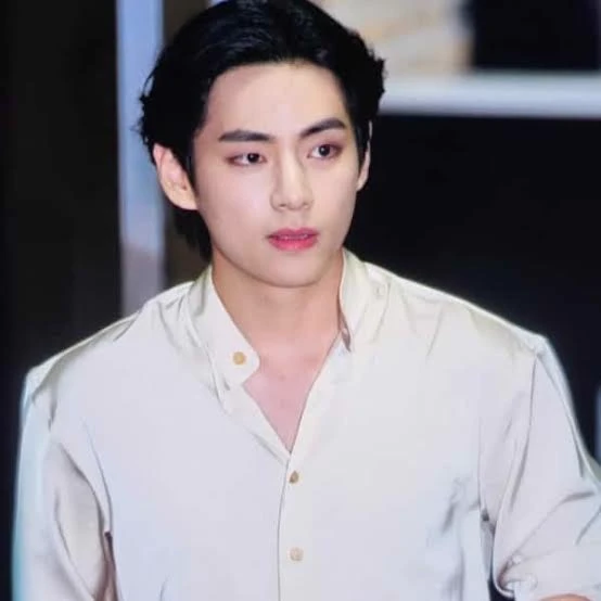 Kim Taehyung thumbnail