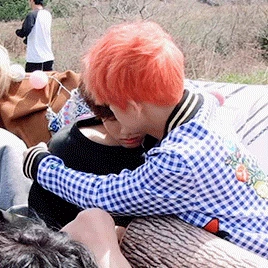 taehyung  thumbnail