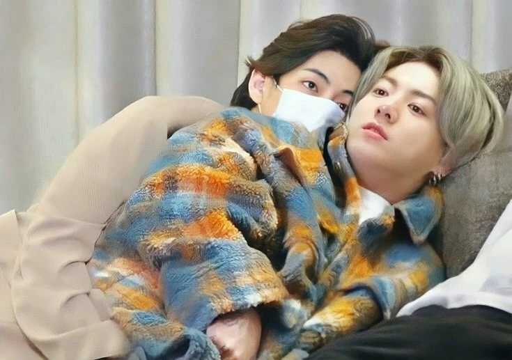 Kim Taehyung  thumbnail