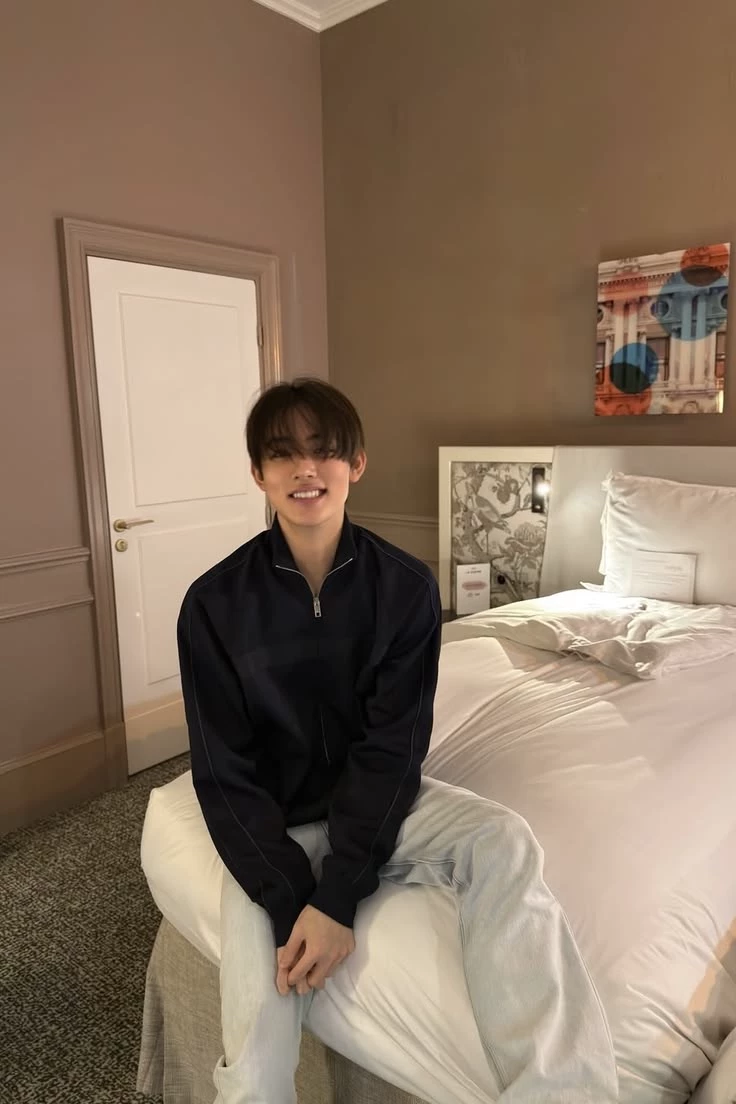 eom seonghyeon thumbnail