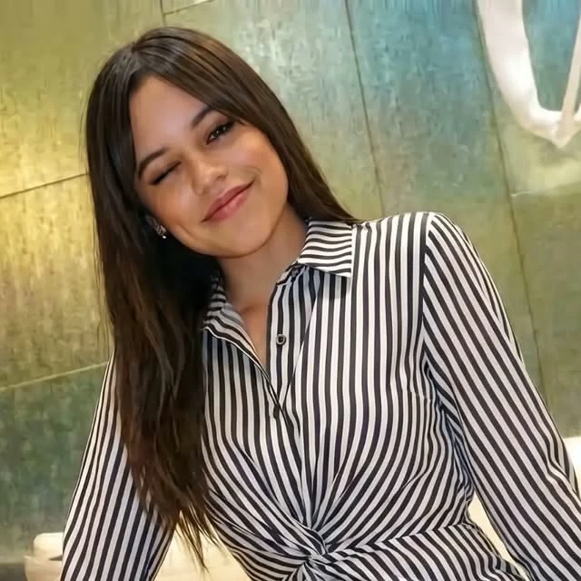 Jenna ortega thumbnail