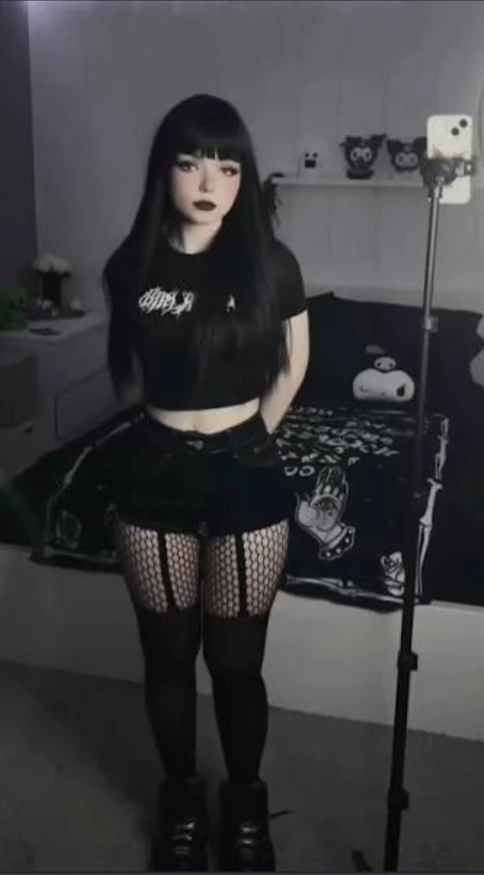 Cheerful thumbnail