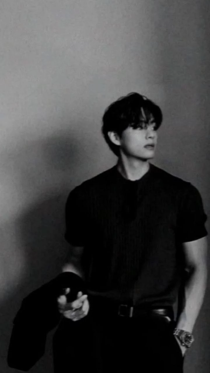 Kim Taehyung  thumbnail