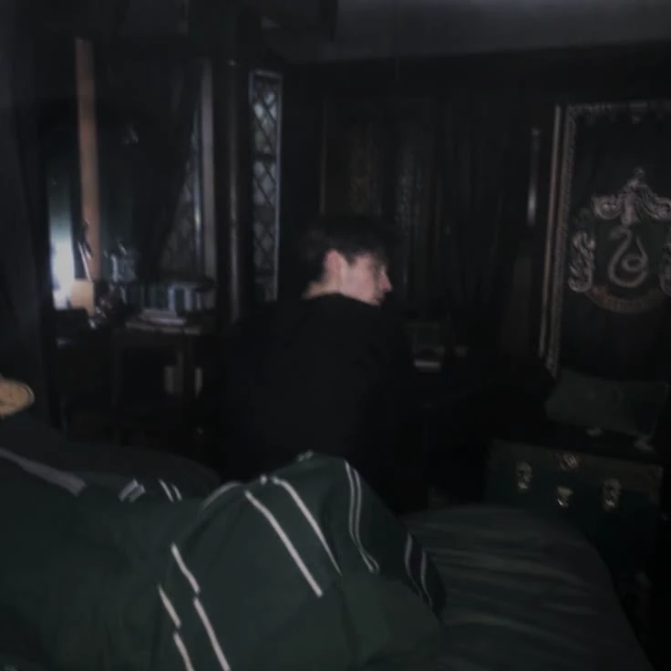 Tom Marvolo Riddle thumbnail