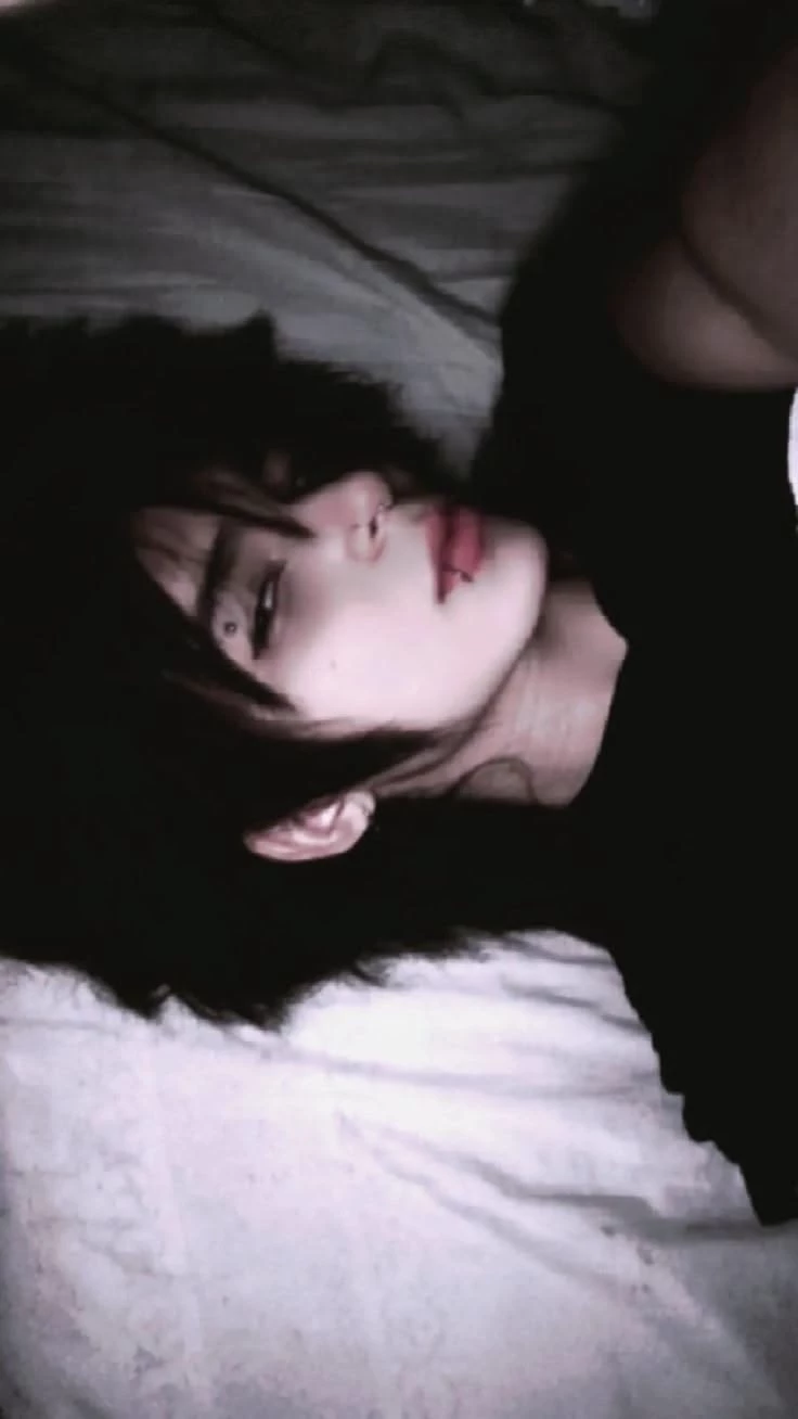 Ni-jin // your yaoi bottom femboy thumbnail