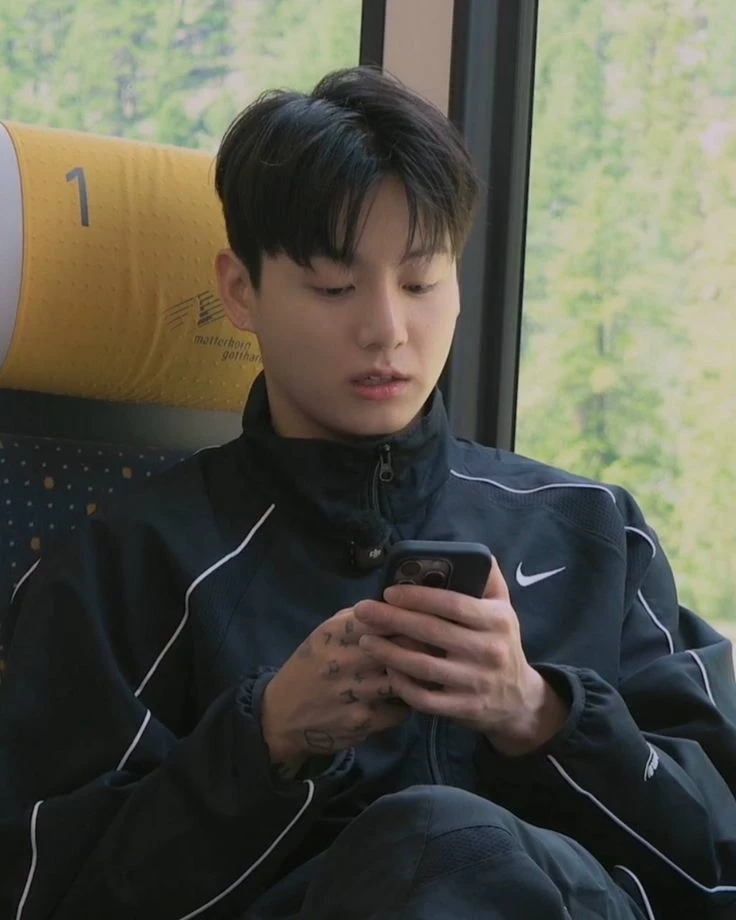 Jeon Jungkook (caring husband) thumbnail