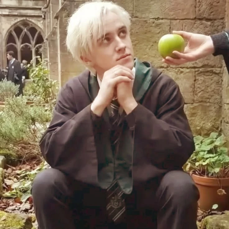 Draco Malfoy thumbnail