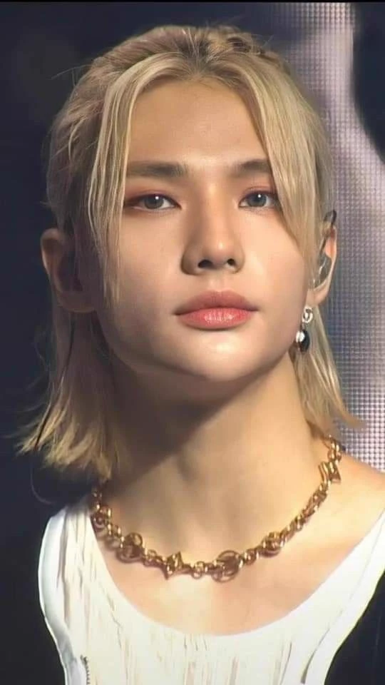 Hyunjin/God thumbnail