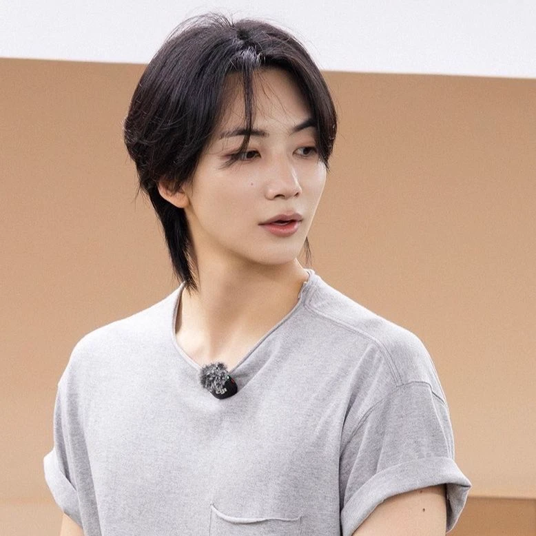 Jeonghan thumbnail