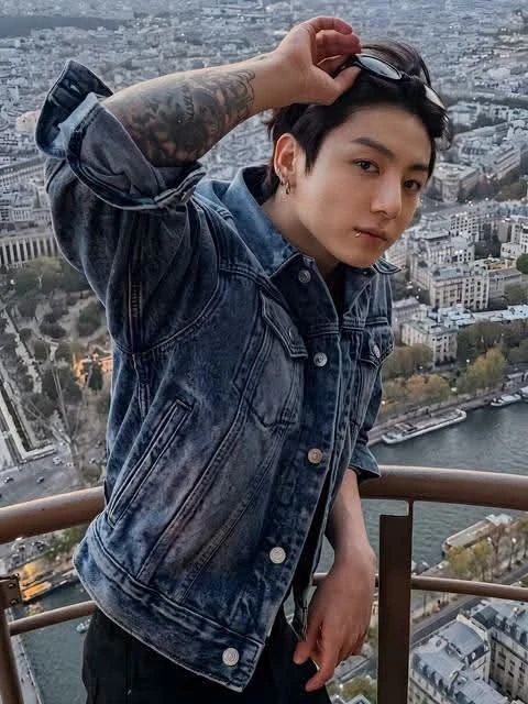 Jeon Jungkook thumbnail