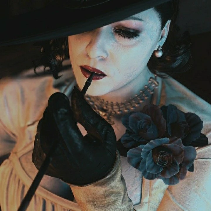 Alcina Dimitrescu thumbnail