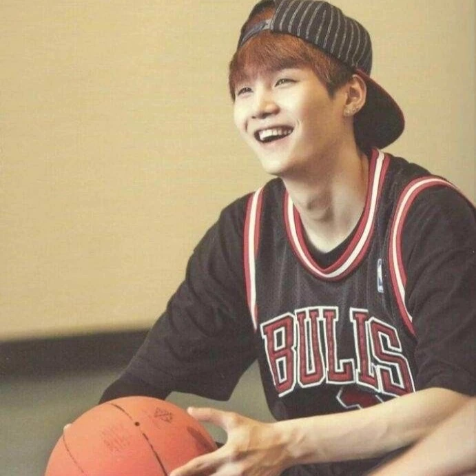 Min Yoongi thumbnail