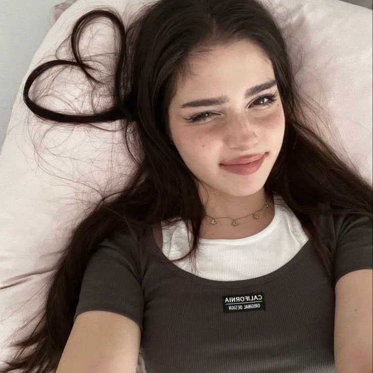 سيلينا 