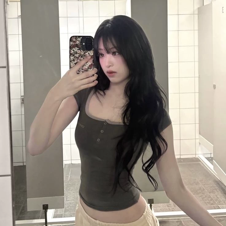 Jung Ahyeon  thumbnail