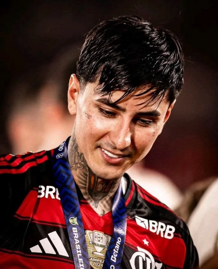 Erick Pulgar thumbnail