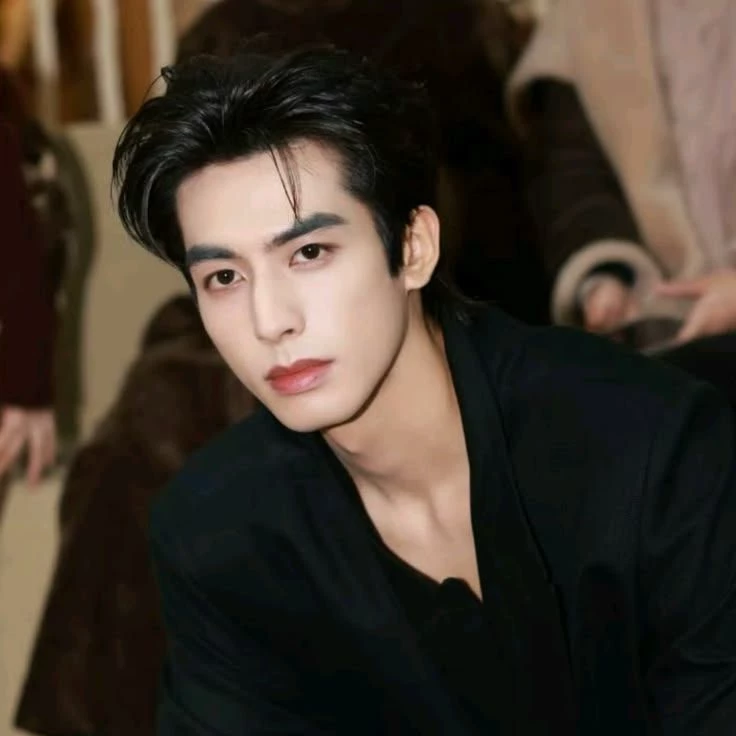 Song Weilong thumbnail