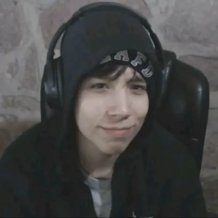Quackity  thumbnail