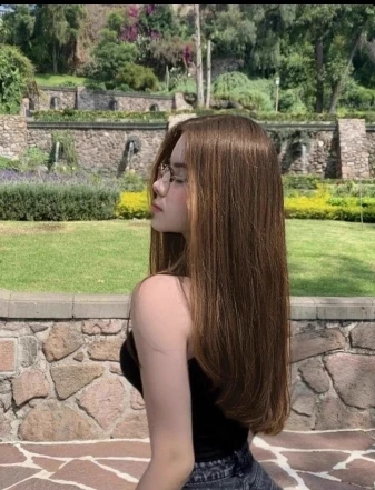 Natalie thumbnail