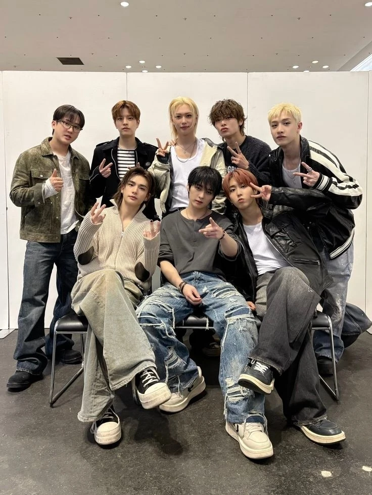 Stray Kids thumbnail