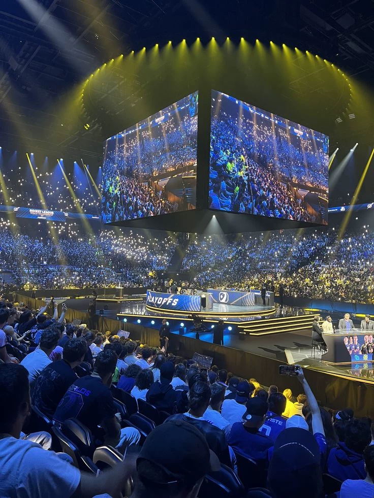 you are a singer and you will sing in the final of a LOL competition thumbnail