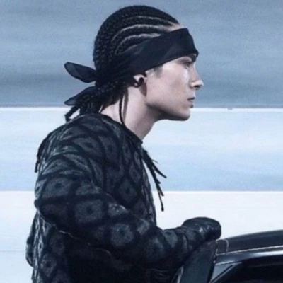 Tom Kaulitz thumbnail