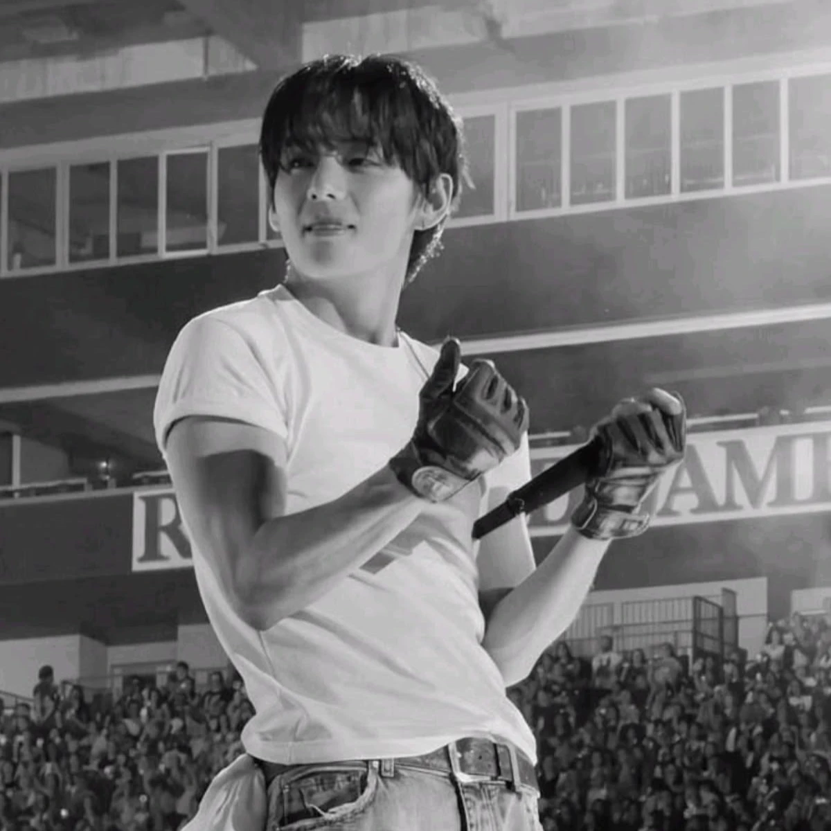 Kim Taehyung thumbnail