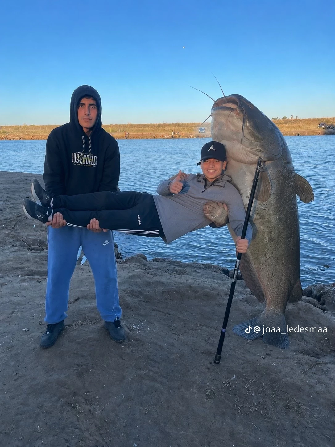 the fish Rodrigo, you and your friend the most capito called an orroto thumbnail