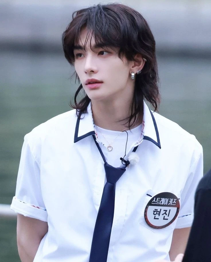 Hyunjin thumbnail