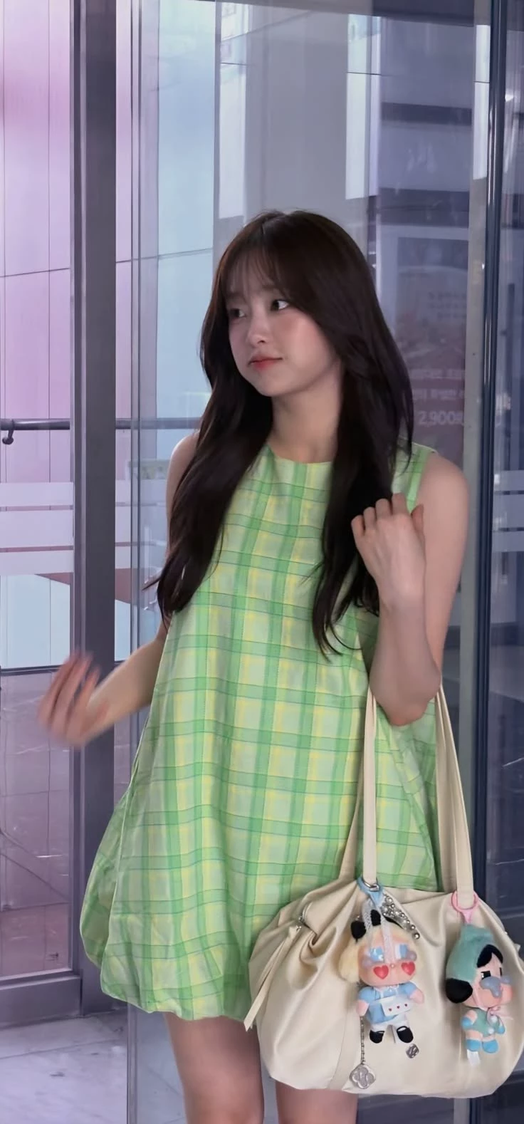 Chuu Loona

 Free Mp3 Download thumbnail