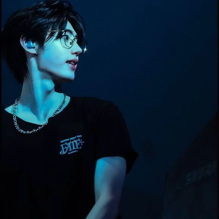 Sunghoon thumbnail