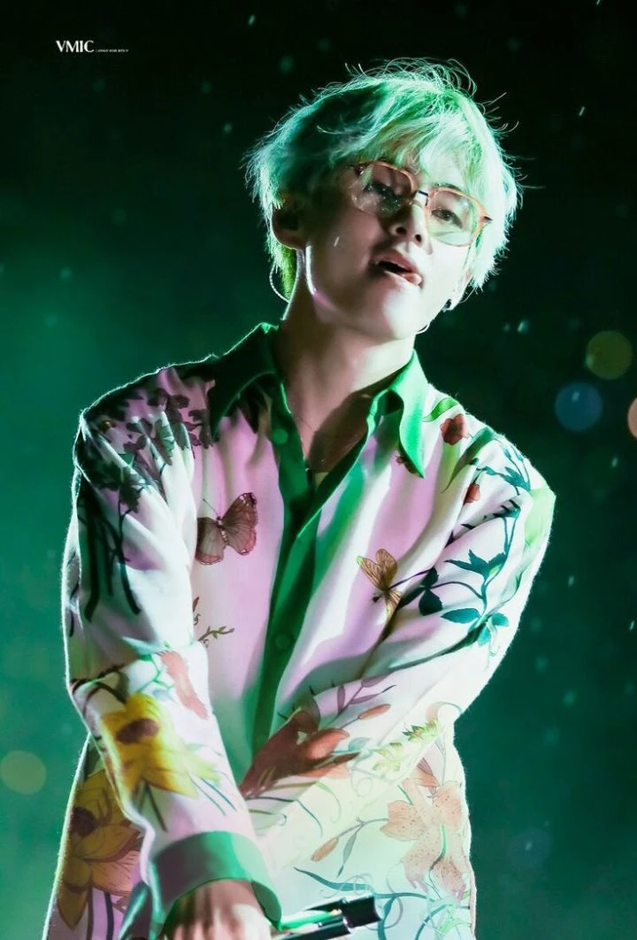 KIM TAEHYUNG♥ thumbnail