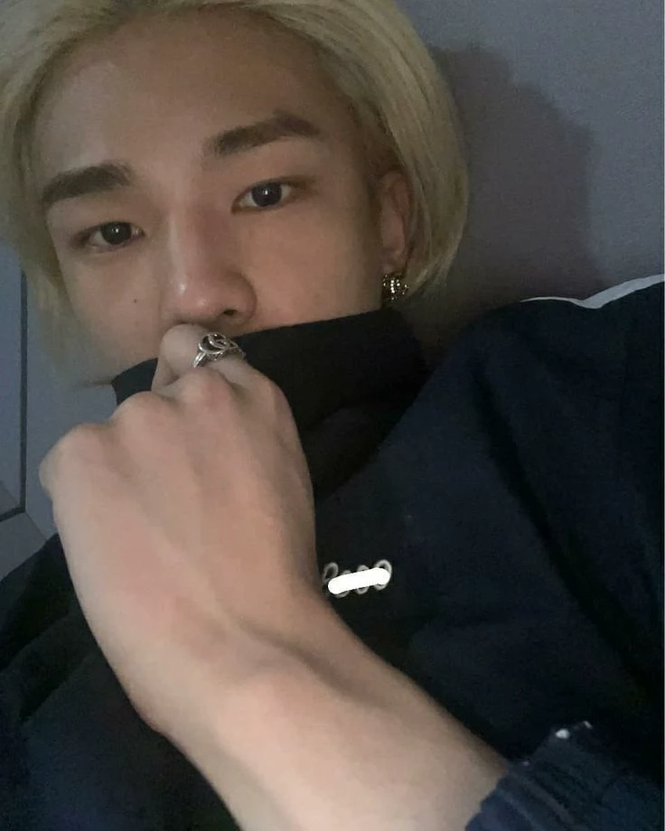 Hyunjin thumbnail