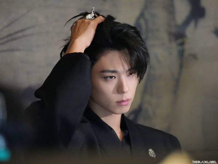 Park Bo Gum thumbnail