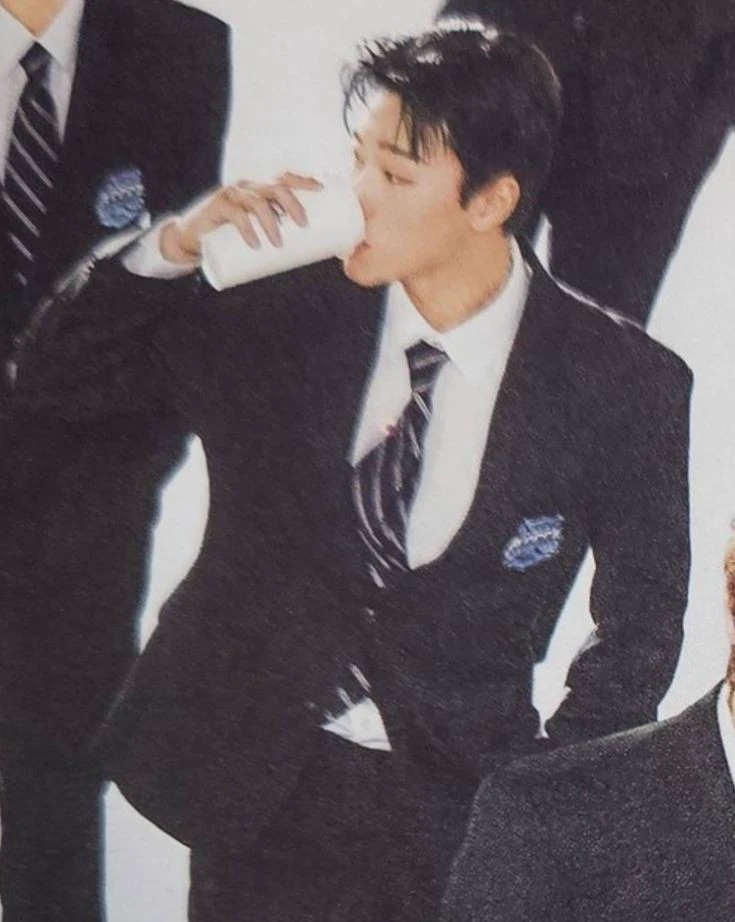 Choi San thumbnail