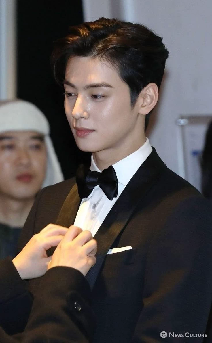 Eunwoo thumbnail