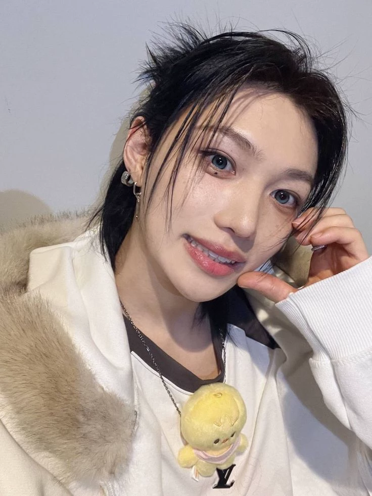 SKZ (YOU ARE FELIX'S DAUGHTER)(YOU ARE A BABY) thumbnail