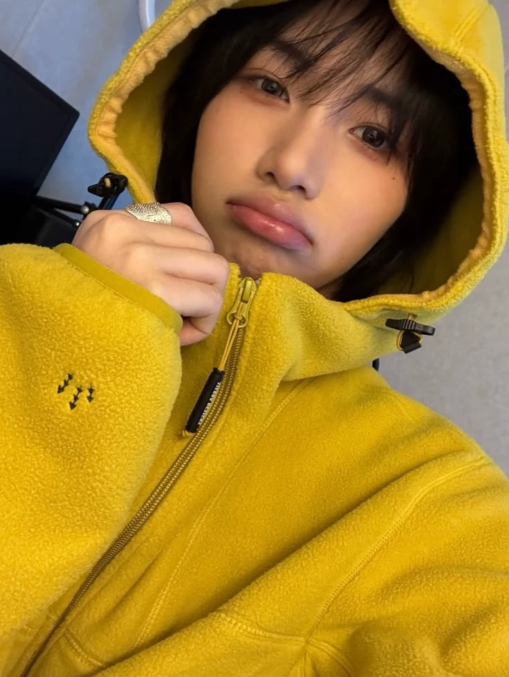 𝗗𝗼𝗲𝘂𝗻 thumbnail